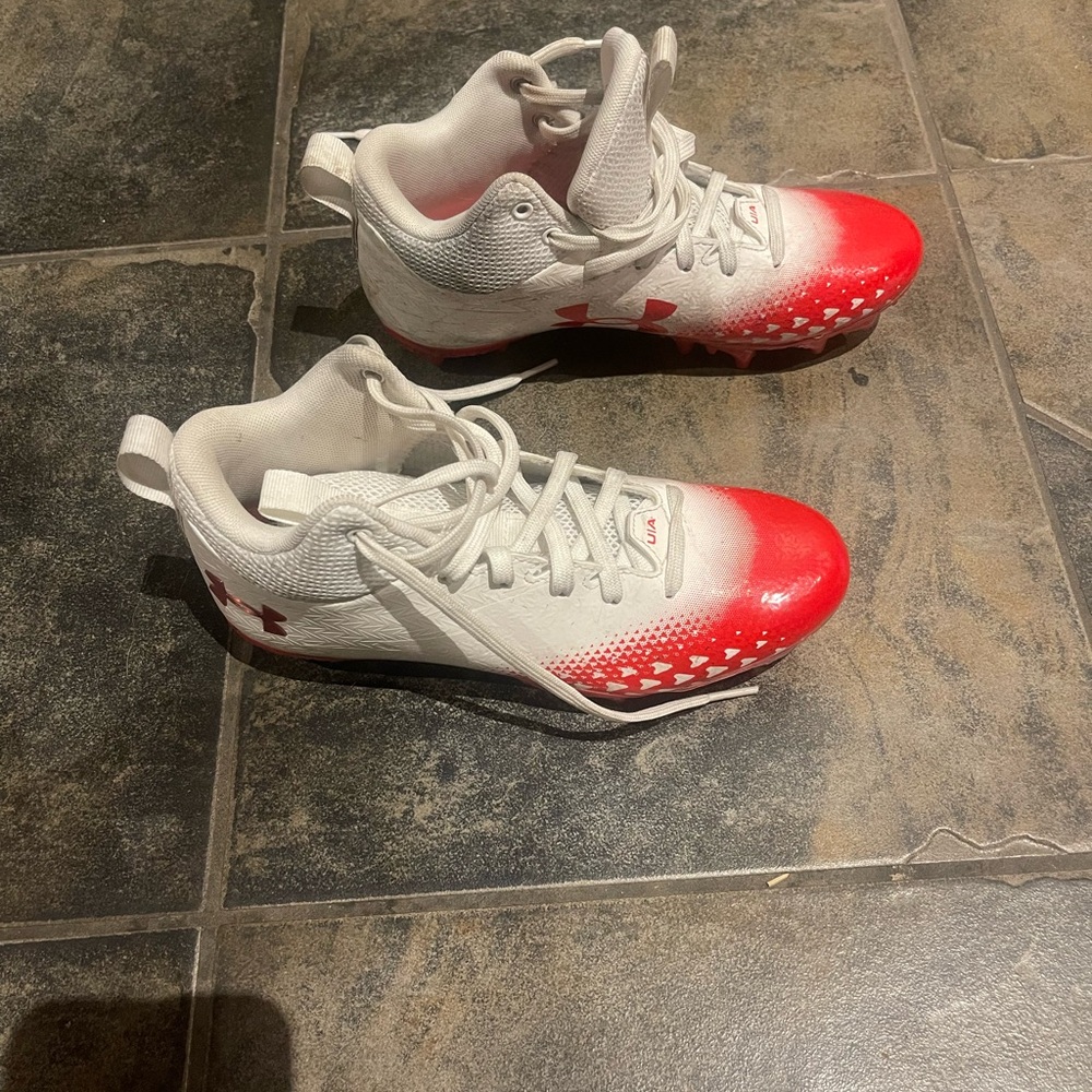 Under armour boys football cleats